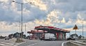 Najstarsza i nadal działającą stacja paliw przy autostradzie w Polsce.  W Bielanach Wrocławskich przy A4, budowa w 1937 roku.  Druga taka sama stacja i ten sam rok budowy znajduje się przy autostradzie w Kołbaskowie.